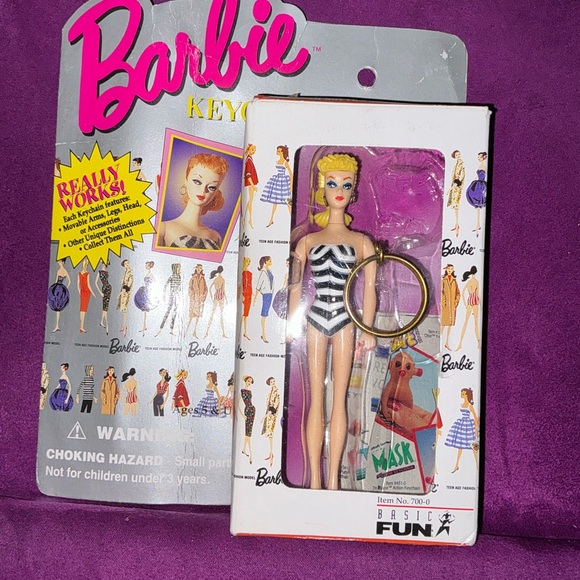 BARBIE Vintage Reproduction Original 1959 Barbie Keychain - Picture 9 of 9
